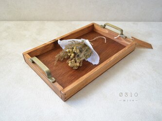 0310 国産ひのきのシンプルカフェトレイ（アンティーク色×アンティークゴールドの取手）の画像