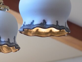 陶制ペンダントランプシェード　輪花黒彩の画像