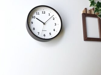 KATOMOKU plywood wall clock 13 ブラウン 電波時計 連続秒針 km-84BRCの画像