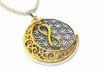 フラワーオブライフ・メビウスの輪　ヘンプ ネックレス（三日月 金色）（生命の花/神聖幾何学）Bの画像