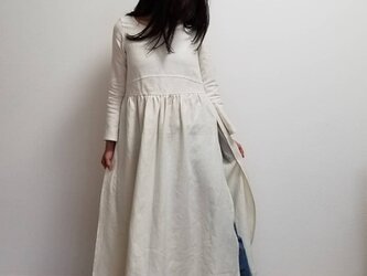 ・サイドスリット・リネンのアンティークワンピース(マッシュルーム)の画像