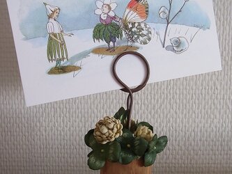 しろつめ草のカードスタンドの画像
