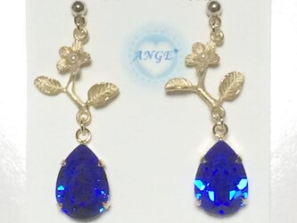 ☆スワロフスキーボタニカルピアス★マジェスティックブルーの画像