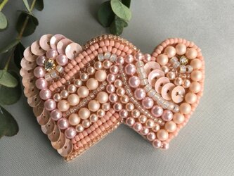 ビーズ刺繍ハートのバレッタ♡ベビーピンクの画像