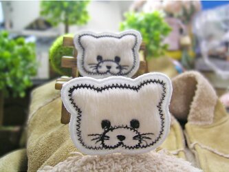 ★ふさふさ猫さん★アップリケワッペン★白２枚-5.5の画像