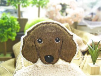 ダックスフンド★ふさふさ犬ワッペン★チョコタン★7ｃｍ1枚ｂの画像