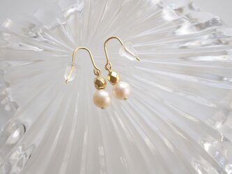 ■淡水パールのピアス　の画像