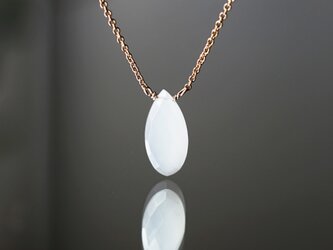ムーンストーンのロングペアシェイプカットネックレス　～Lindsayの画像