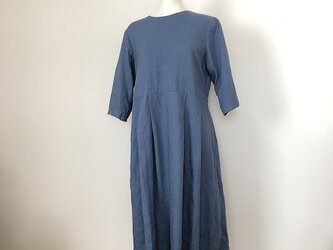 ブルー系リネンのタックワンピースM~Lの画像