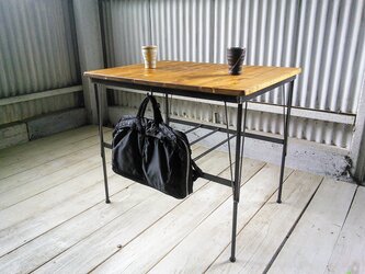 アイアン ウッド カフェ テーブル （フック　収納棚 付き省スペース型テーブル ）の画像