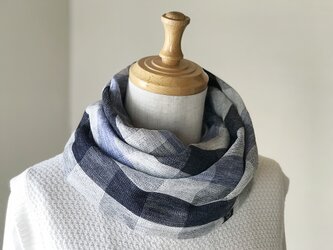 さらふわ ラミー麻のねじりスヌード White・Blue・Navyの画像