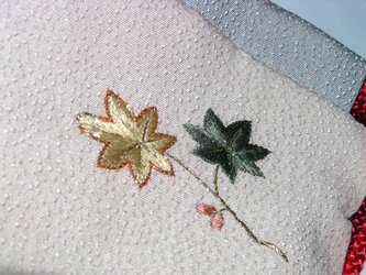 正絹　刺繍　巾着袋　訪問着　リメイク　の画像
