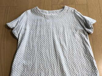 Wガーゼで可愛い形のフリルブラウス M~Lの画像