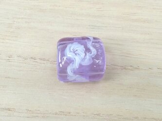 結び模様～帯留（とんぼ玉）の画像