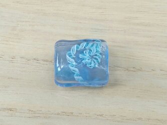 結び模様その2～帯留（とんぼ玉）の画像