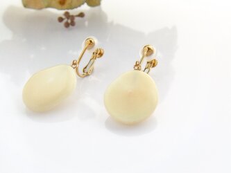 <<期間限定31%off>> k10✼Makkoh earrings 92040の画像