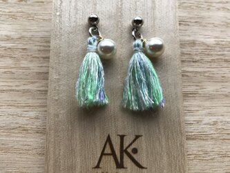 国産シルク100％タッセルピアス blue&green02の画像