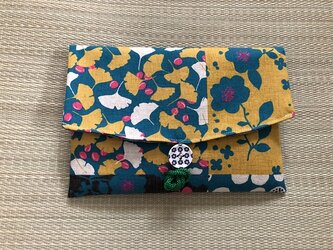 ポーチにもなる御朱印帳入れの画像