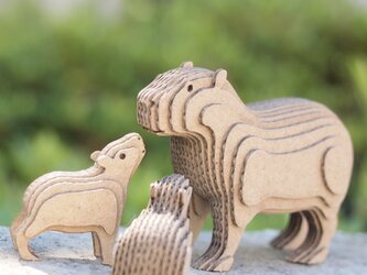 【工作キット】段々動物園-カピバラの親子・立の画像