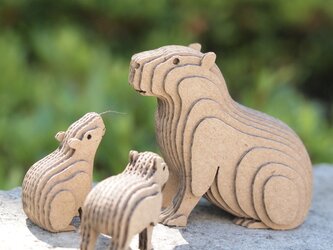 【工作キット】段々動物園-カピバラの親子・座の画像