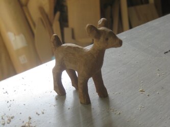 木製彫刻小鹿の画像