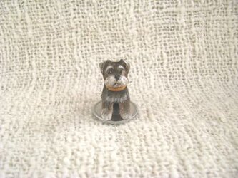 ミニシュナ 木彫りの画像