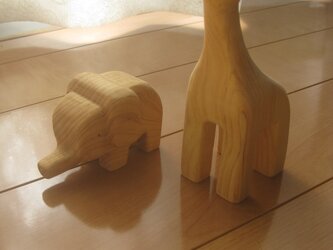 木製動物おもちゃ(彫刻)の画像