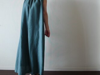リネン胸元ギャザーノースリーブワンピース　ブルーグリーンの画像