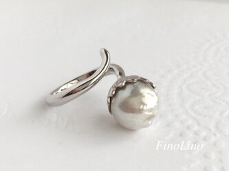 南洋白蝶バロックパールの蕾リングの画像
