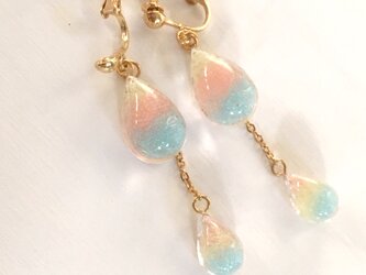 レインボードロップ２連ドロップ・ピアス&イヤリングの画像
