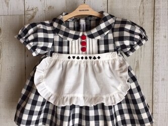 ダッフィーサイズのお洋服　白黒ギンガムエプロンワンピースの画像