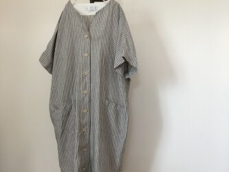 ストライプリネンでシャツワンピース M~Lの画像