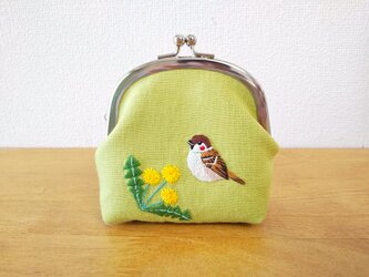 手刺繍がまぐち スズメの画像