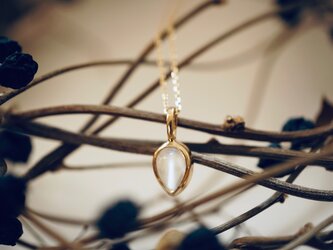 月灯りのペンダント Moonlight Pendant with K18YGの画像