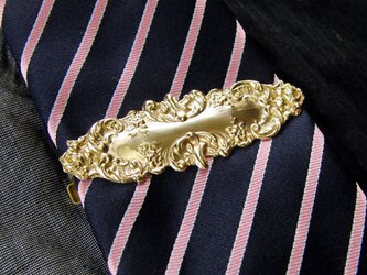 真鍮ブラス製　レトロゴシックデザインネクタイピン(タイバー)1個　ネクタイ・ポケットの飾りにの画像