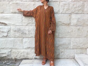 Aライン/幾何学模様のウエストベルト付きワンピース(2)の画像