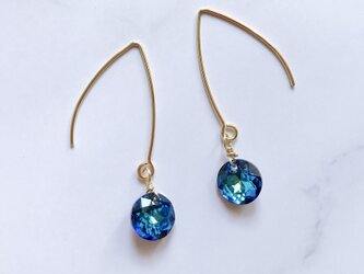 スワロフスキーひと粒ピアス〜あおのどうくつ〜の画像