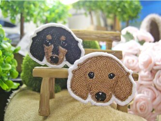 ダックスフンド★刺繍ワッペン★ブラックタン＆クリーム★4c-２枚の画像