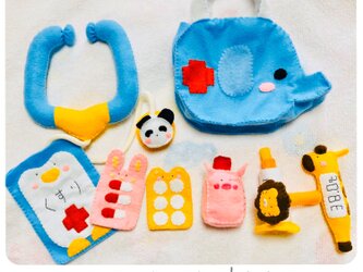 【フェルトのお医者さんセット】知育 幼児 保育 ごっこ遊び ぞう パンダ 聴診器 注射 おままごと 受注生産の画像