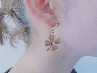 四つ葉クローバーピアス pierced earrings clover <PE3-1219>の画像