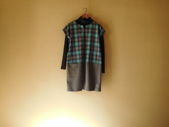 ウールのチュニックワンピース　ターコイズの画像