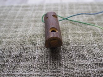 ホトトギス笛　Lesser cuckoo Whistle ～いろいろな木の笛　　Various Wood　Whistle～の画像