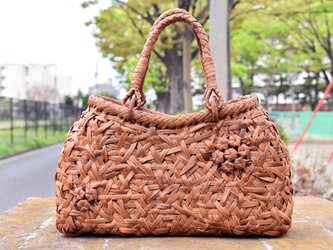 山葡萄(やまぶどう)籠バッグ | 六角花束嵌入乱れ編み | 中布と内ポケット付き | 人気作品の画像