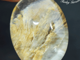 水晶の中の断層★クォーツインクォーツ ルース カポジョンgar059の画像