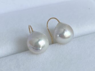 《k18》7.5㎜珠 あこや真珠 ソリティアピアスの画像