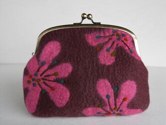 レトロな花柄のフェルトがまぐち　ピンク＊受注制作＊の画像