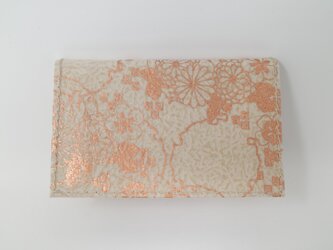ギルディング和紙カードケース　菊 ベージュ地 銅箔の画像