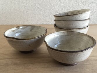 輪花粉引小鉢の画像
