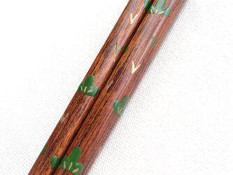 《再販/リニューアル》摺り漆の箸 〈漆絵・松〉の画像