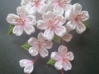 つまみ細工〜桜の髪飾り〜の画像
